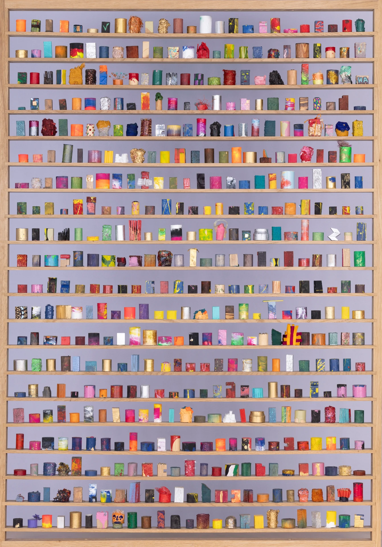 Frame 31 of the 17 000 artwork, holding pieces 15001 to 15500