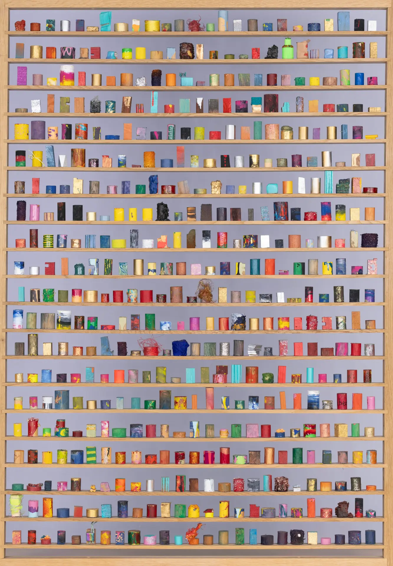 Frame 16 of the 17 000 artwork, holding pieces 7501 to 8000